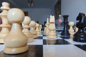 ne scaneaza inainte de partide ne scaneaza dupa partide parca am fi toti agenti mossad in iran un mare maestru critica federatia internationala de sah 69d0ec6c9d436