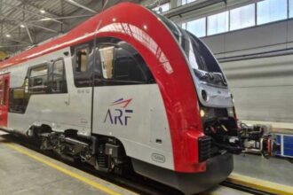 noi trenuri moderne cumparate de romania cate vor trece prin iasi 69e8f8617168f