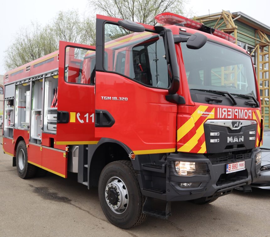 o noua autospeciala de stingere de mare capacitate pentru comuna miroslava 69ce597d82961