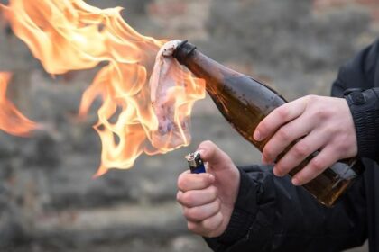 o petrecere de majorat s a transformat intr o agresiune ca n cascadorii rasului intr o comuna din iasi pedepsele nu au fost de gluma intre 8 si 10 ani de puscarie 69cdc7581ecf7