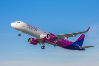 probleme cu un avion care a decolat azi din iasi aeronava s a intors de urgenta si a aterizat in romania 69da2a726dfc3