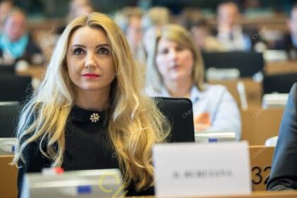 reprezentanta romaniei la eurojust care a contribuit la recuperarea coifului de la cotofanesti a fost rechemata in tara de ministerul justitiei 69ceb09423ebd