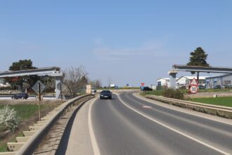 restrictii de circulatie pe centura iasi sud sambata noapte se monteaza ultimele grinzi ale podului de pe traseul pistei de biciclete 69e0f6d38ff72