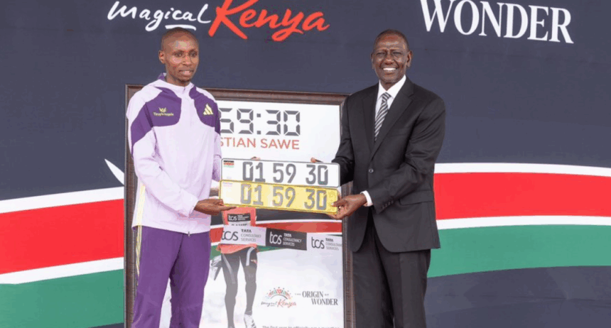 sabastian sawe primul atlet care a terminat un maraton sub pragul legendar de doua ore primit ca un erou la nairobi video 69f3418a846a3