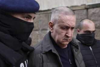 seful autoritatii rutiere romane cristian anton retinut de dna peste 500 000 de euro descoperiti in locuinte 69cc53ea68a4f