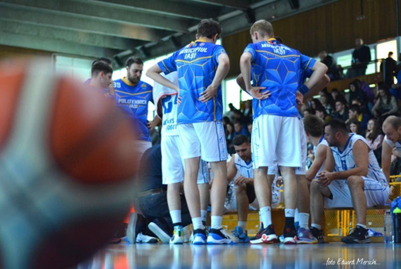 sport fara victorie in ultimul esalon dupa unsprezece etape politehnica iasi are un nou prilej de a sparge gheata 69d6b48b38dac