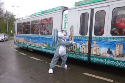 tramvaiul lui iepurila revine pe traseele din iasi 69cf4695ee2f7