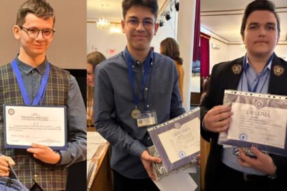 trei elevi din iasi premiati la olimpiada nationala de istorie 69ec0bd22fd1c