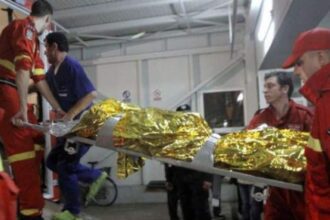 un barbat din iasi si a dat foc barbatul a murit dupa ce nu s a gasit un loc liber la spitalul de arsi 69e7a4627a353