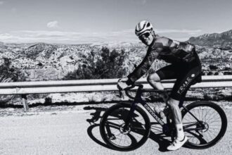 un ciclist belgian a murit la doar 21 de ani dupa ce a fost lovit violent de un autoturism in timp ce se antrena 69edd868aef54