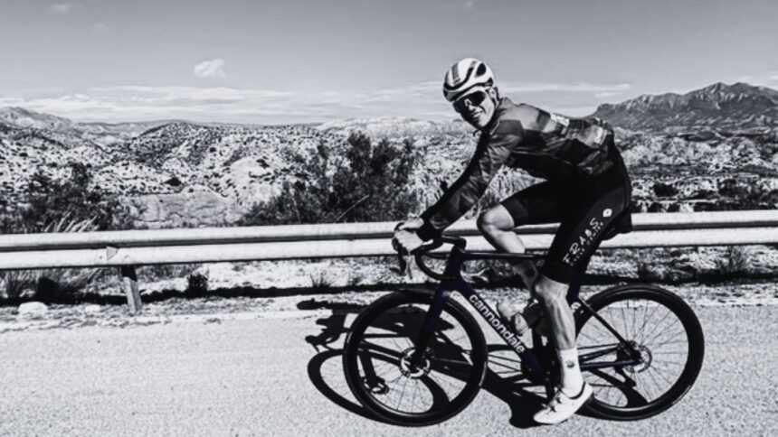 un ciclist belgian a murit la doar 21 de ani dupa ce a fost lovit violent de un autoturism in timp ce se antrena 69edd868aef54