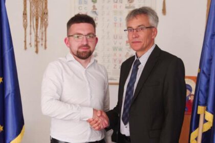 un membru pnl iasi a dat lovitura cu o licitatie de la apavital valoarea contractului este de 3 ori mai mare decat cifra de afaceri a firmei sale 69cc554b0a332