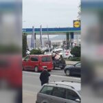 un sofer din alba a transportat sapte copii in bena unui autovehicul imaginile au facut inconjurul internetului ce a urmat 69e25068cd7a2