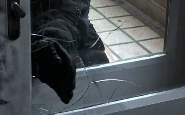 un vasluian a doborat la iasi recordul de furt viteza a spart sediile a patru firme in mai putin de o ora prada a fost insa candidata la record negativ va sta 3 ani dupa gratii 69f003d7be351