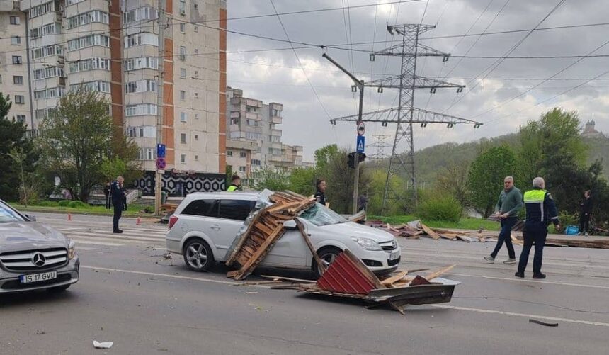 vijelia a facut prapad si in judetul iasi acoperisuri smulse copaci cazuti mai multe persoane ranite video 69ee1552b1f29
