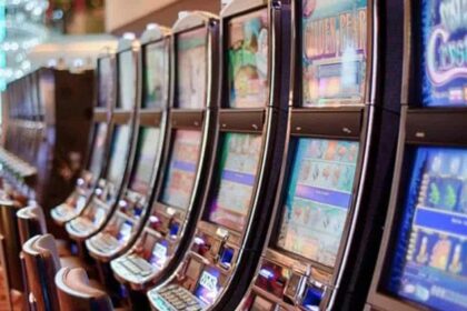 vot in unanimitate pentru proiectul fara pacanele in iasi 150 de sali de jocuri de noroc si 30 de agentii de pariuri dispar din oras 69ef6dcfcdfd4