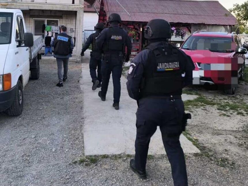 12 perchezitii in botosani intr un dosar de coruptie suspectii ar fi redistribuit ilegal locuri de veci 69fb0c0cea0c6