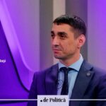 a ajuns sef in conducerea centrala a usr sarind peste rand a folosit autobuze cu membri din judet ca sa manipuleze alegerile interne liderul usr iasi raspunde la zdi tv 6a10f247c9e0d