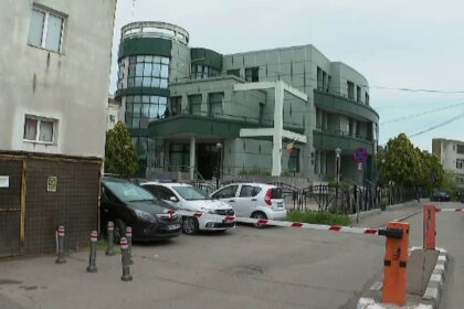 anchetatorii ar fi gasit 100 000 de euro in biroul unui procuror de la parchetul din constanta si inca 30 000 in masina sa 6a05e1dd47f5e
