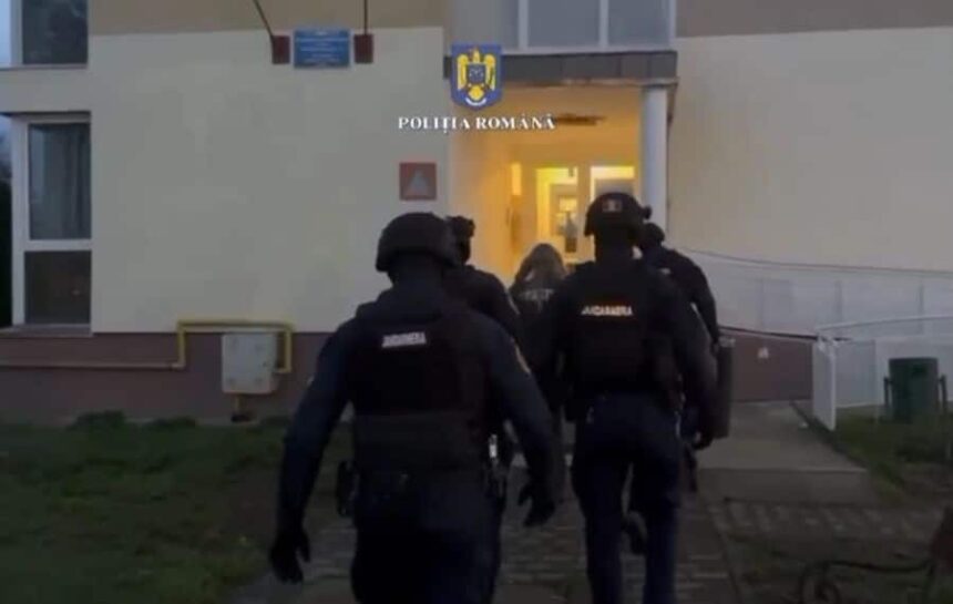 angajata unei primarii din mures retinuta sub acuzatia de delapidare si ar fi insusit peste 130 000 de lei din banii institutiei 69f8b9e02b594