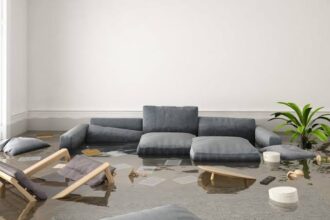 apartamente inundate in visoianu a fost nevoie de interventia pompierilor 6a10a35a6de14