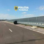 barbat urmarit pentru furt si conducere fara permis prins dupa o urmarire pe a2 si un accident rutier video 6a1b6a54b5868