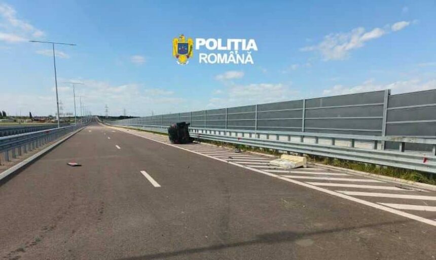 barbat urmarit pentru furt si conducere fara permis prins dupa o urmarire pe a2 si un accident rutier video 6a1b6a54b5868