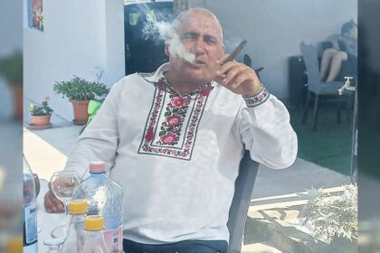 bataie in comuna popesti iasi din cauza unei pasuni florin ispir a venit cu baietii cu ciomegele l a pus la roata masinii si a trecut peste 69fa799317d86