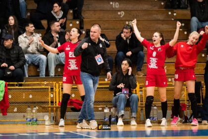 cadere de cortina dupa o poveste cu final asteptat iasul si cealalta echipa care si a dorit promovarea din ultima liga targu mures vor evolua in elita din vara 6a12ccdcaf6f9