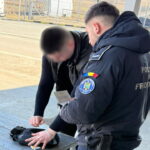 componente auto ascunse sub masina si in portiera confiscate de politistii itpf iasi la albita 6a0b708bb5cb0