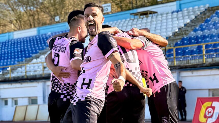 corvinul hunedoara revine in prima liga dupa 34 de ani 69fb826a4d583