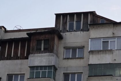 cotetele de pe blocurile iasului care ne cad in cap recensamantul sarpantelor o problema complicata tehnic financiar si estetic ce rezolvari ar fi 6a0a736b7f45e