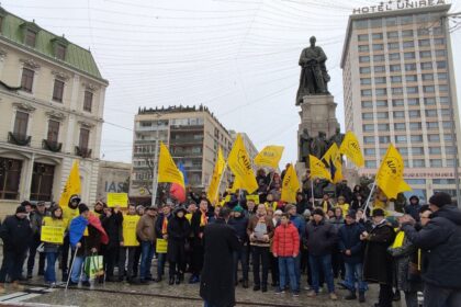 cretinule dementule gasca de escroci politici dezbateri aprinse intre membri de partid la aur iasi magistratii au analizat fiecare insu 69f3ff68d70be