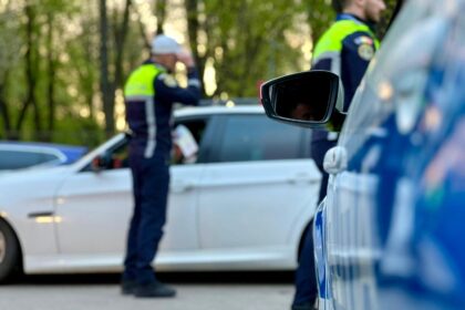 doi ieseni au fost depistati bauti la volan in urma unui control de rutina efectuat de catre politisti 6a0c56fa5765e