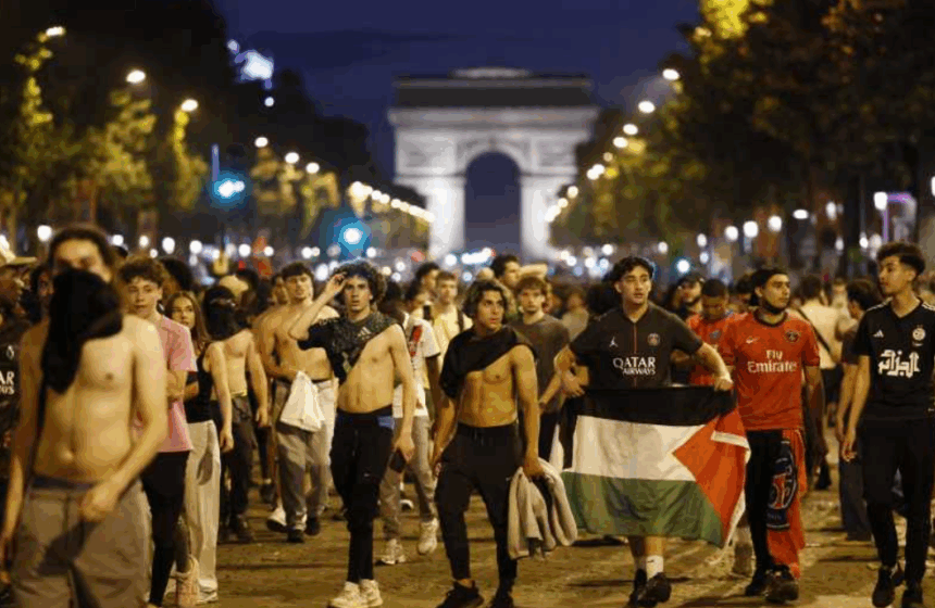 explozie de bucurie la paris dupa al doilea trofeu champions league consecutiv castigat de psg 6a1c0e6399820