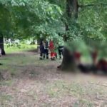 femeie de 74 de ani gasita spanzurata intr un parc din centrul craiovei 6a086c41709d9
