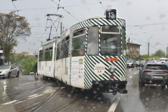 foto incident in trafic la iasi un tramvai a deraiat in zona tg cucu 69fe02497debd