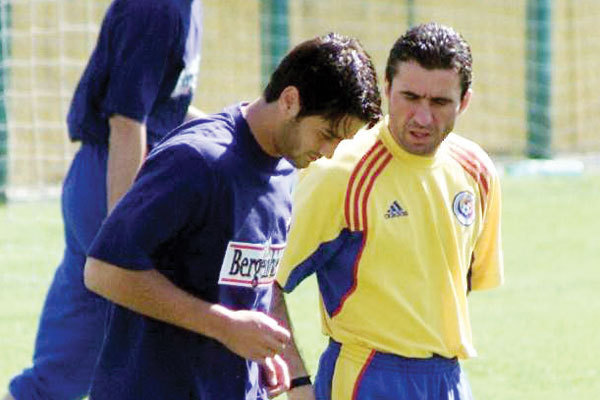 hagi il felicita pe chivu o confirmare a muncii tale