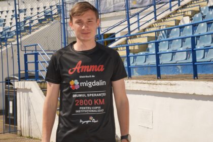 ieseanul adrian sovea alearga 2 800 km in 50 de zile vrea sa stranga 100 de mii de euro alerg pentru a ajuta copiii sa fuga de traumele care le au marcat copilaria 69f93e5a291fb
