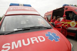 impact intre doua masini la iesirea din iasi trei victime una in stare grava 6a0607521b2db
