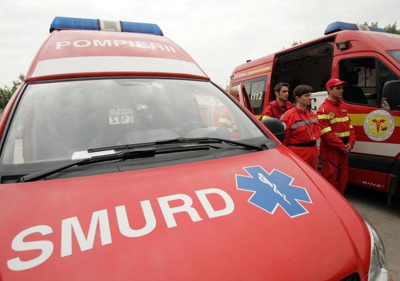 impact intre doua masini la iesirea din iasi trei victime una in stare grava 6a0607521b2db