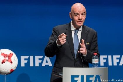 infantino promite daca va cumpara cineva un bilet la cm de 2 milioane de dolari ii voi duce personal un hot dog si o coca cola 69fb6d5a63441