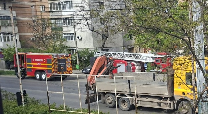 interventie a pompierilor in iasi dupa un incendiu izbucnit intr un apartament 69f461d0d54bb