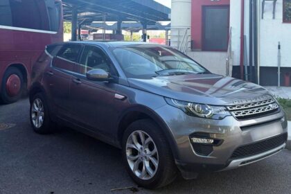 land rover cautat in marea britanie oprit in judetul iasi 6a14b21322e59
