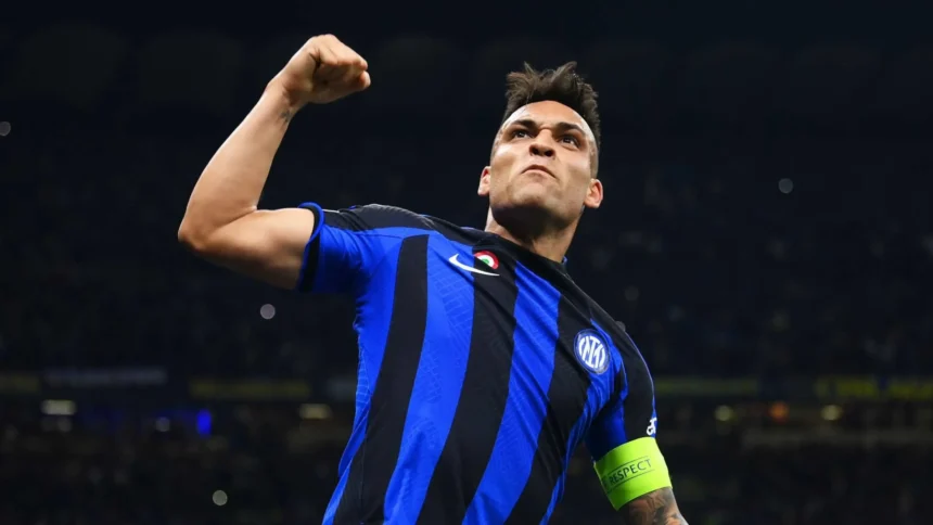 lautaro martinez il lauda pe chivu a adus energie entuziasm si zambetul sau la antrenament 69f859cf714e9