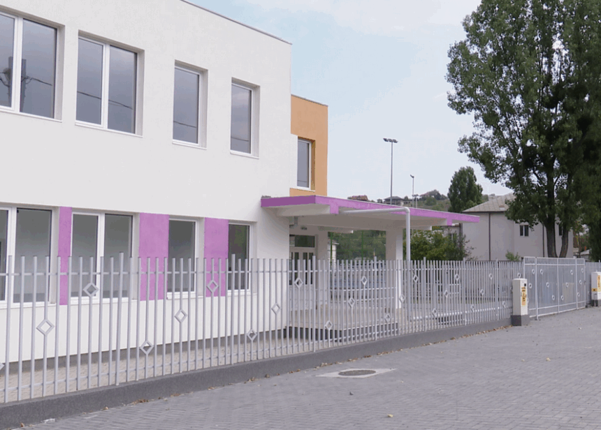 liceu in zona bucium scoli extinse sali de sport noi si o cresa moderna a fost semnat contractul de finantare 6a1ac2608a7d8
