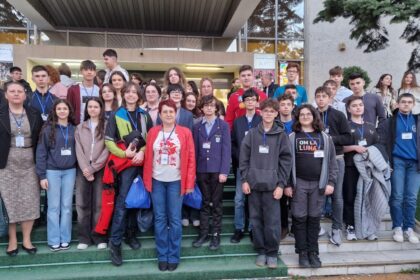 lotul iesean pe podium la olimpiada nationala de chimie un elev de la negruzzi a obtinut cel mai mare punctaj si premiul i 6a051bc665e39