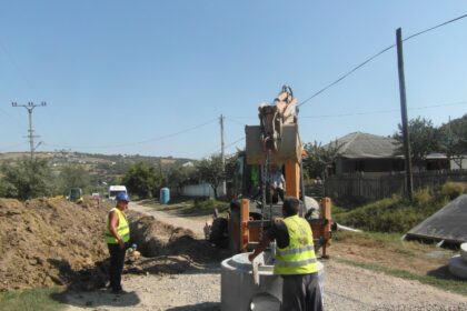 opt oferte pe un contract de lucrari o comuna limitrofa iasului isi extinde reteaua de canalizare 6a0b7410a72d5
