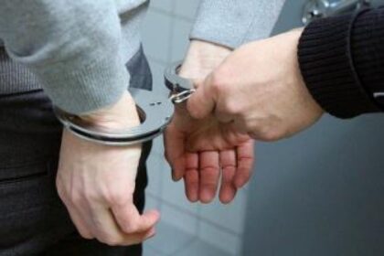 patronul unei publicatii online din capitala retinut pentru santaj surse 6a0d8b8b31f01