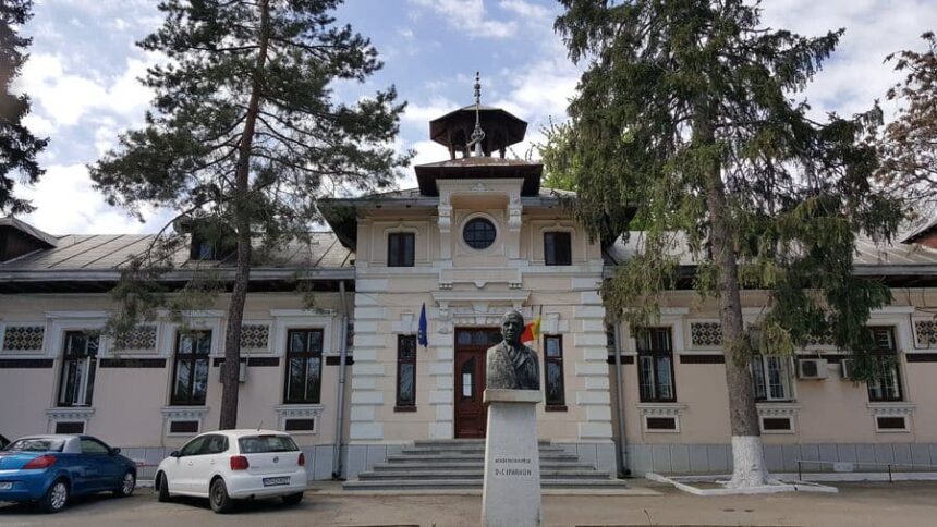 pedeapsa primita de un fost infirmier de la socola dupa ce a batut doi pacienti adusi la psihiatrie 6a0af34c313ac